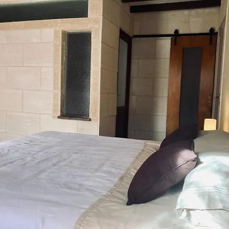 - La Belle Claudine Tatil Evi